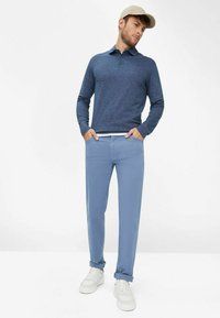 BRAX STYLE CADIZ - Stoffhose - smoke blue