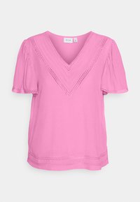 Top rosa de mangas curtas com decote em V, apresentando detalhes de design plissado e renda ao longo da gola e da bainha. Material suave e leve.