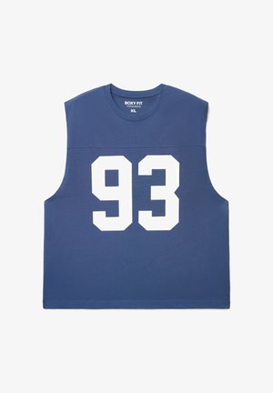T-shirt blu senza maniche con vestibilità ampia, presenta un grande numero bianco "93" sul davanti e una scollatura rotonda. Realizzata in tessuto di cotone.