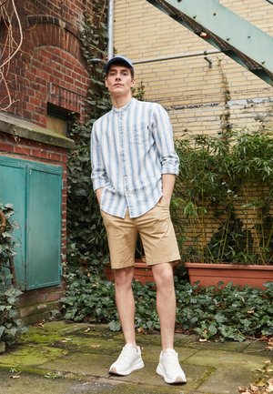 DOCKERS SMART SUPREME FLEX MODERN CHINO - Shorts - harvest gold