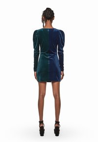 Pepe Jeans Cocktailklänning - green