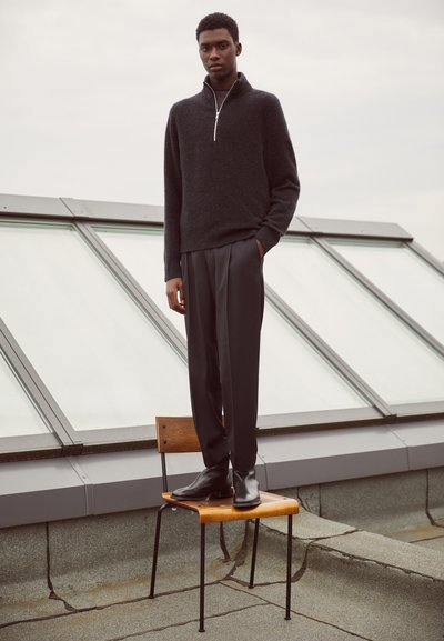 Filippa K M. ANDREW SWEATER - Camisola - charcoal