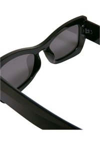 Urban Classics TOKIO - Aurinkolasit - black