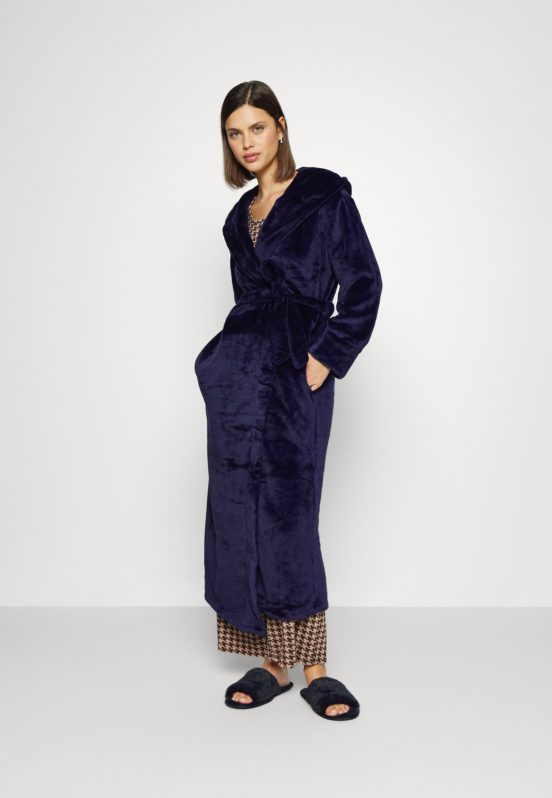 maxi dressing gown uk