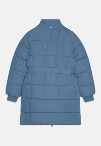 ONLY GIRLS KOGMAGGI BELT HOODED PUFFER  - Zimski kaput - coronet blue