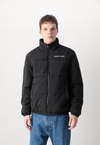 Tommy Jeans ESSENTIAL QUILTED JACKET  - Vinterjacka - black