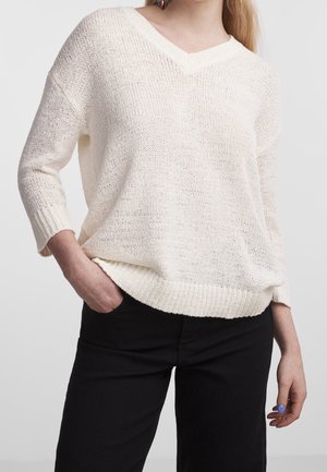 Pieces Pullover - white