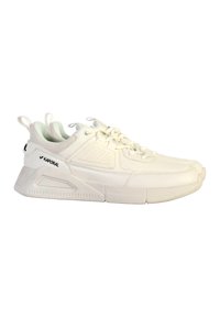 Sneaker bianche con tomaia in ecopelle liscia, dettagli in rete traspirante, collarino imbottito e suola in gomma texturizzata. Presenta il logo sul lato.