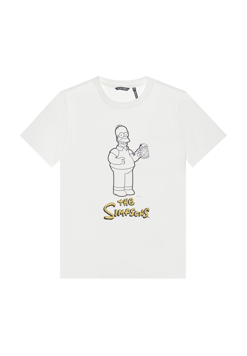 Camiseta blanca de algodón con una ilustración en contorno negro de un personaje de dibujos animados sosteniendo una bebida, con el texto "Los Simpsons" debajo.