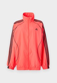 Pasirinkta, lucid red/black