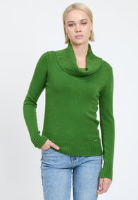 INFLUENCER COWL-NECK - Strickpullover - pistachio