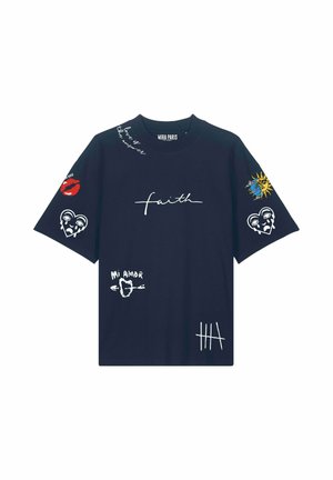 Mira Paris, TATTOO BRUTAL OVERSIZED DROPPED SHOULDER TEE 26 UNISEX - Trükipildiga T-särk - navy