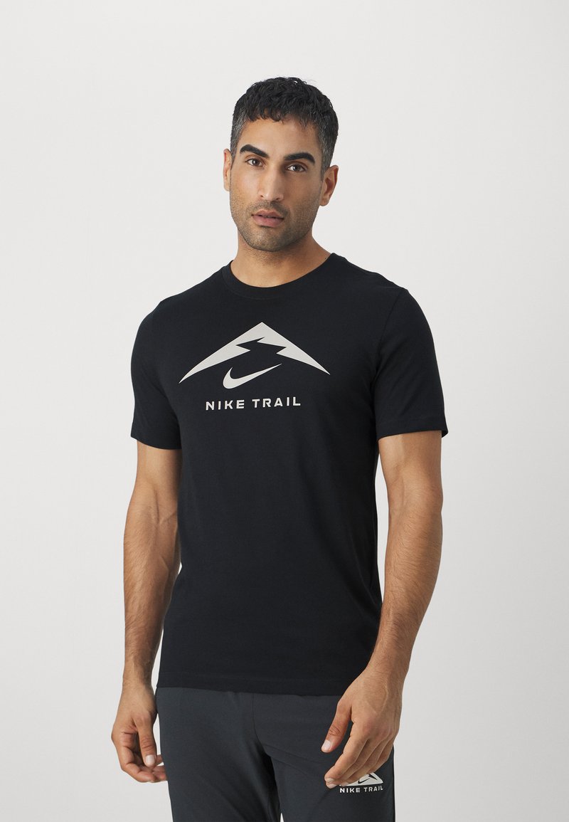 Nike Performance M NK DF TEE TRAIL LOGO - Športne majice - black