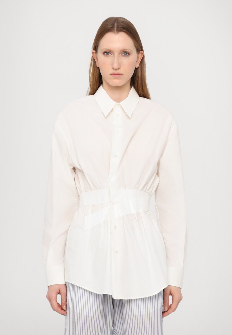 MM6 Maison Margiela - LONG SLEEVED SHIRT - Chemisier - off white, Agrandir