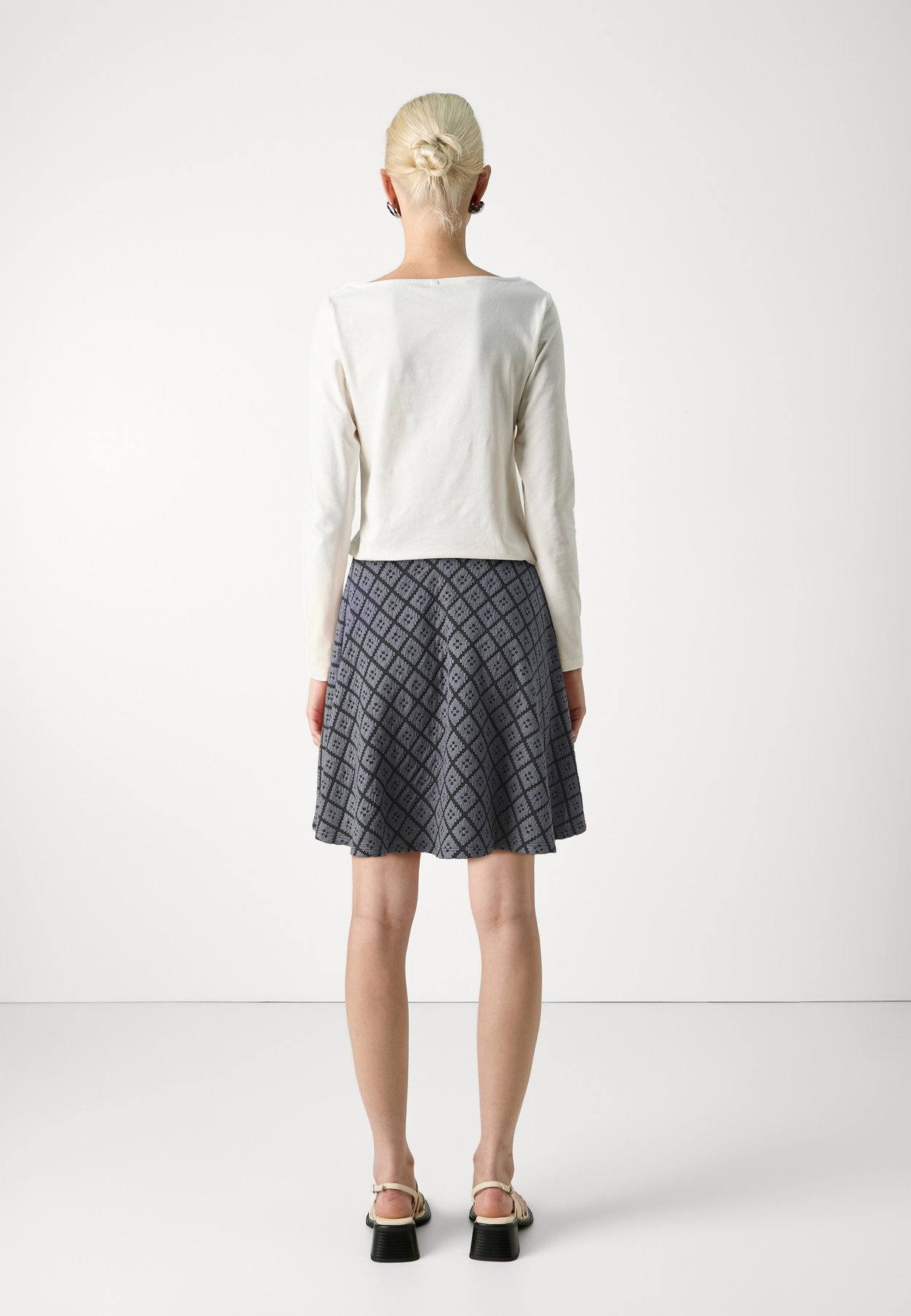 ONLPAMPA SKATER SKIRT