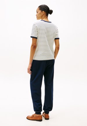MONOTYPE - T-shirts print - calico/dark night navy