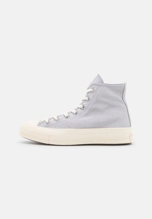 Baskets montantes - grey