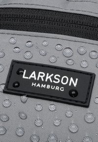Larkson FINN - Bältesväska - grau