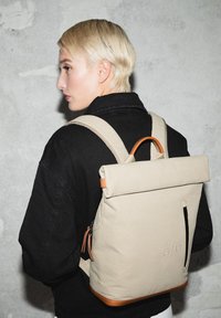 Aunts & Uncles WAKAYAMA - Tagesrucksack - beige
