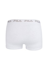 Boxer shorts bianchi in cotone con un morbido elastico in vita, che presenta il logo Fila in grigio chiaro. Tessuto liscio e design aderente.