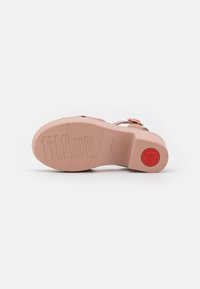 FitFlop Platåsandaletter - beige