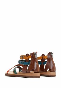 Derimod Sandali - multicolor