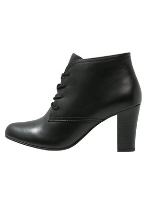 Šněrovací kotníkové boty - black