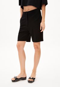 ARMEDANGELS LAIDAA - Shorts - black