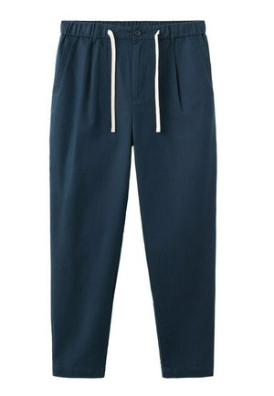 Marineblaue Freizeithosen mit elastischem Bund, weißen Kordeln, seitlichen Taschen, Knopfverschluss und zulaufenden Beinen.