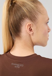 Even&Odd active Sports T-shirt - dark brown