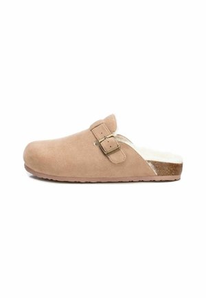 Sandalias planas - beige