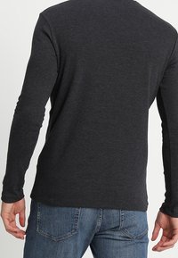 Samsøe Samsøe Langarmshirt - mottled dark grey