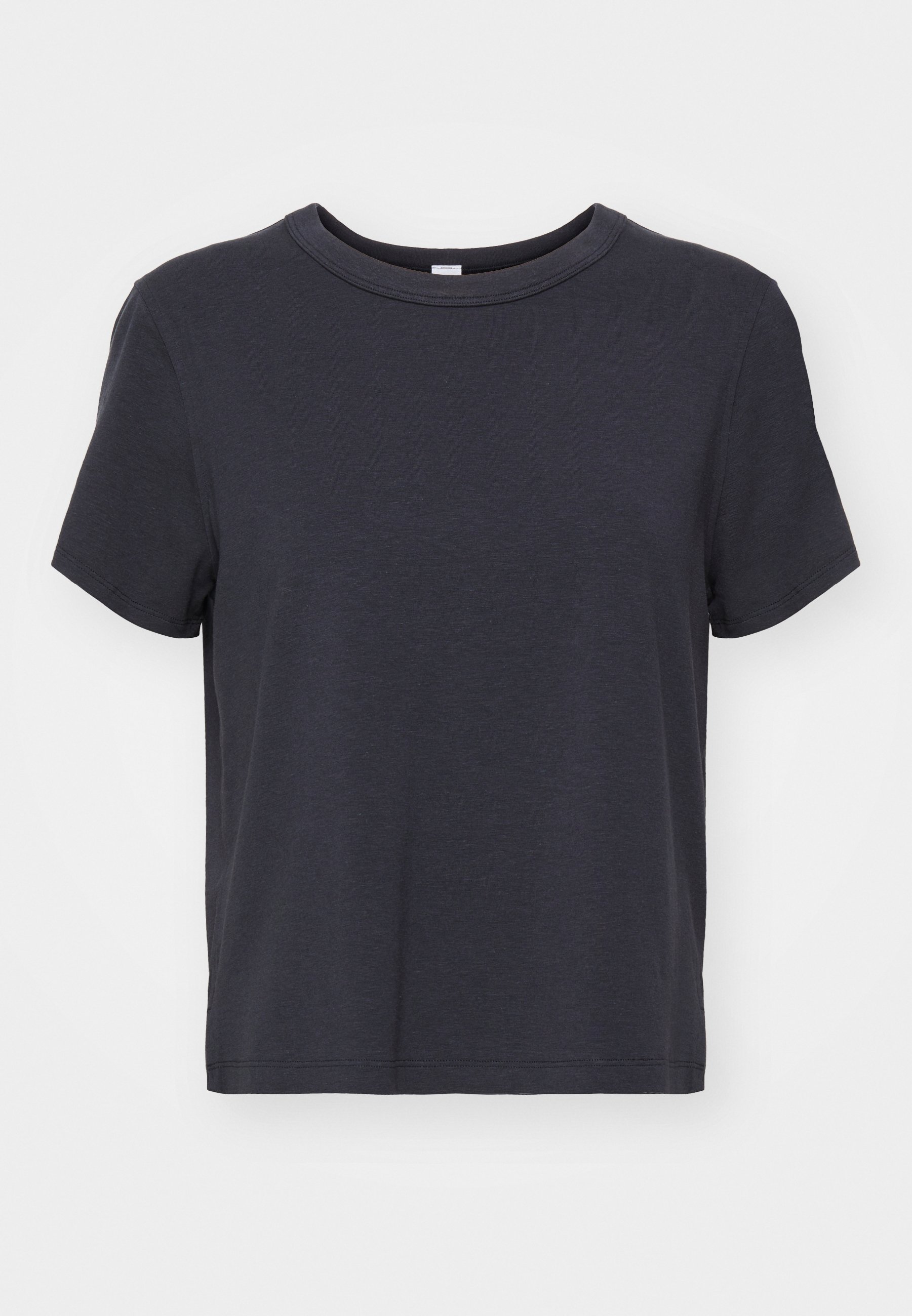 Black T-shirt