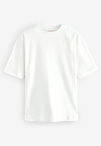 Witte katoenen T-shirt, korte mouwen, ronde hals, ontspannen pasvorm, zachte textuur, geen zichtbare patronen of graphics. Eenvoudig en minimalistisch ontwerp.
