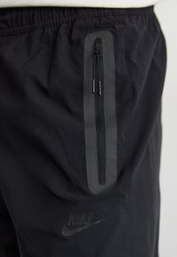 Thumbnail Image 7