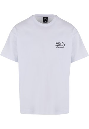 Witte katoenen T-shirt met korte mouwen en een ronde hals. Bevat een klein zwart logo op de borst. Regelmatige pasvorm en een gladde textuur.