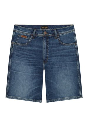 Moške srednje dolge modre kavbojke z žepi spredaj, zankami za pas, zapiranjem na gumbe in oznako blagovne znamke Wrangler na pasu in žepu.