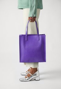 Ted Baker - CROCCON - Torba za nakupovanje - purple Miniaturna slika 1