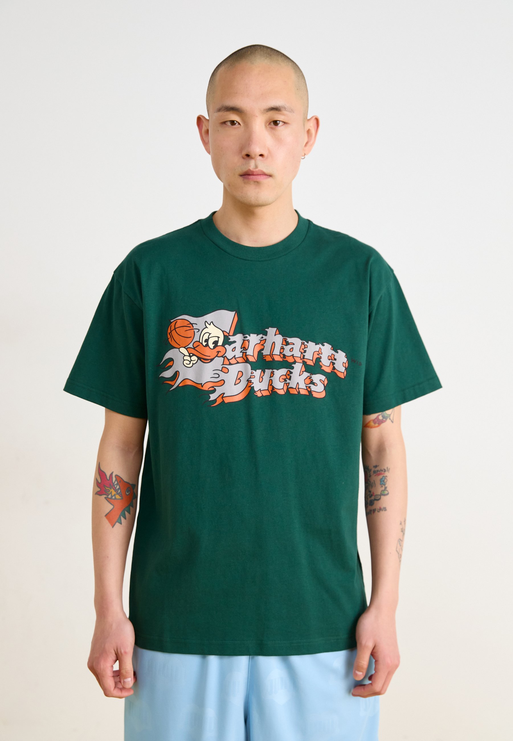 【carhartt】\"S/S Flaming Ducks\"ロゴプリント付半袖Tシャツ/4色 carhartt】S/S Flaming Ducksロゴプリント付半袖Tシャツ/4色