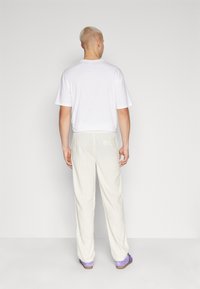 Denim Project DPBAGGY - Kelnės - offwhite