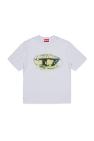 T-shirt blanc à manches courtes présentant un motif abstrait vert et noir à l'avant. Fabriqué en cotton doux avec un col rond.