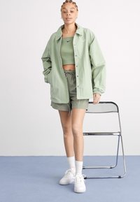 Nike Sportswear Skraistė  - jade horizon/sail