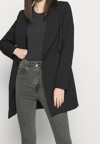 Levi's® Vaqueros pitillo - grey denim