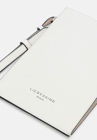 Liebeskind Berlin HILLA - Phone pouch - creme