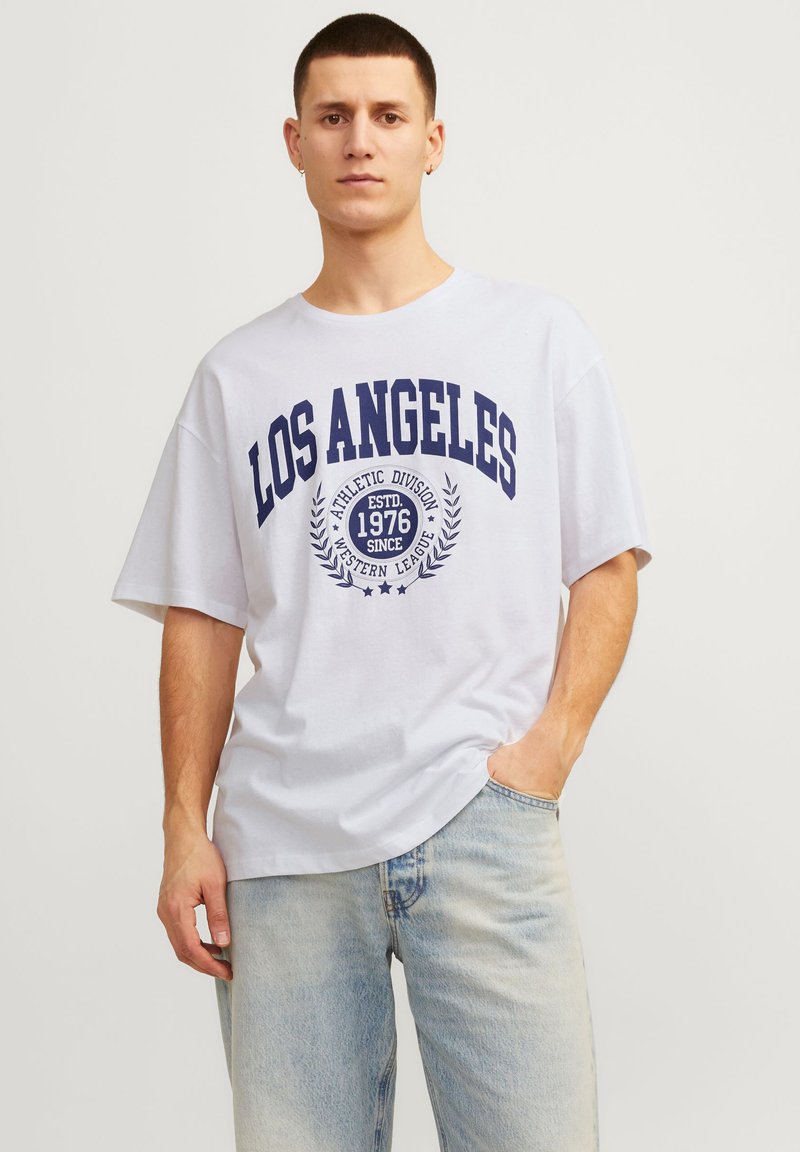 Jack & Jones - JORLOS TEE UNISEX - Print T-shirt - bright white, Enlarge
