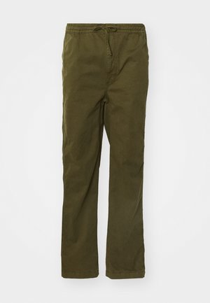 Pantaloni cargo in cotone verde oliva, con vita con cordoncino, gambe diritte, tasche laterali e una texture liscia.