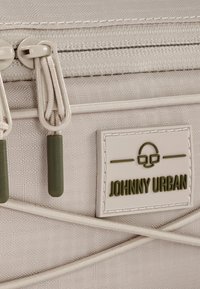 Johnny Urban DEVIN - Övtáska - sand