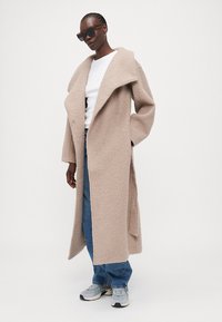 Gina Tricot Tall - Klasyczny płaszcz