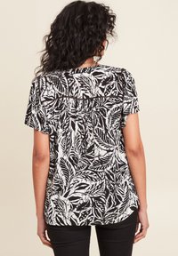 Breal KURZARM - Blouse - noir