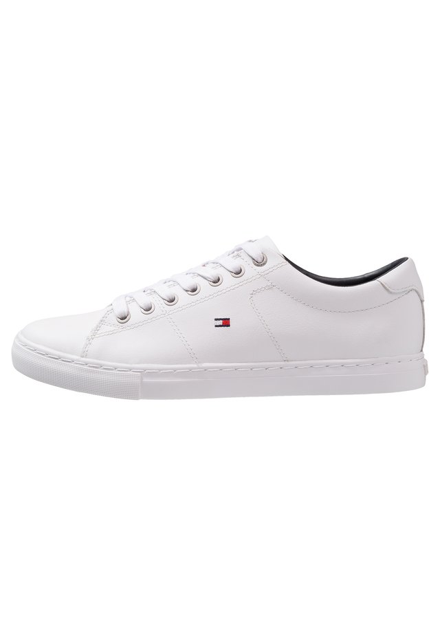 ESSENTIAL - Sneakers laag - white